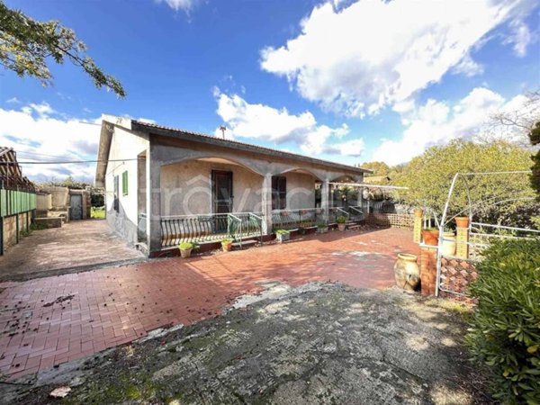 casa indipendente in vendita a Belpasso