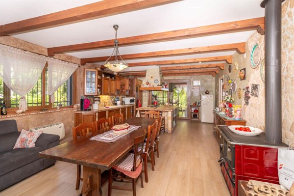 casa indipendente in vendita a Belpasso