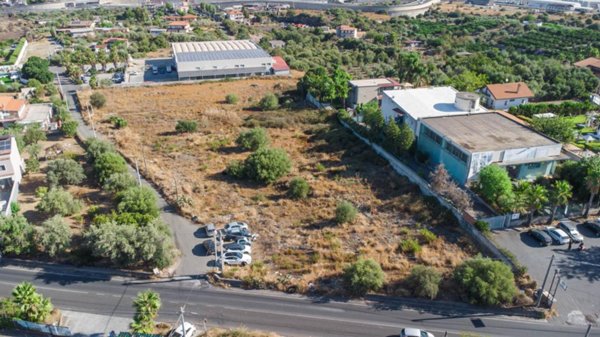 terreno edificabile in vendita a Belpasso