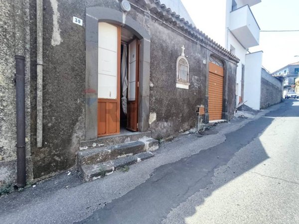 casa indipendente in vendita a Belpasso