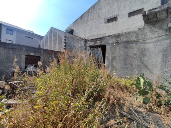 casa indipendente in vendita a Belpasso