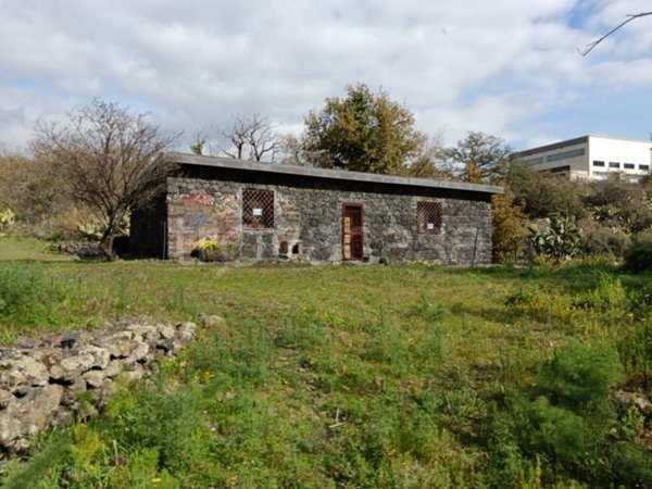 casa indipendente in vendita a Belpasso