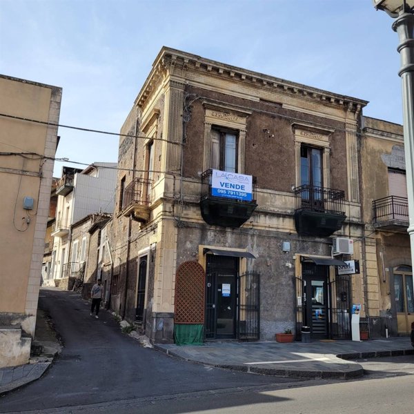 casa indipendente in vendita a Belpasso