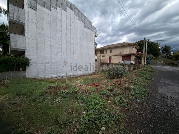 terreno edificabile in vendita a Belpasso