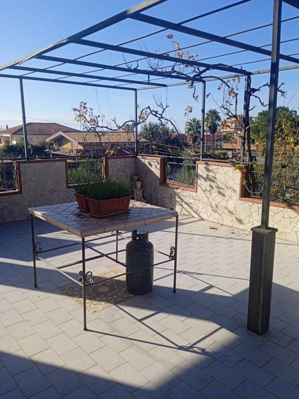 casa indipendente in vendita a Belpasso