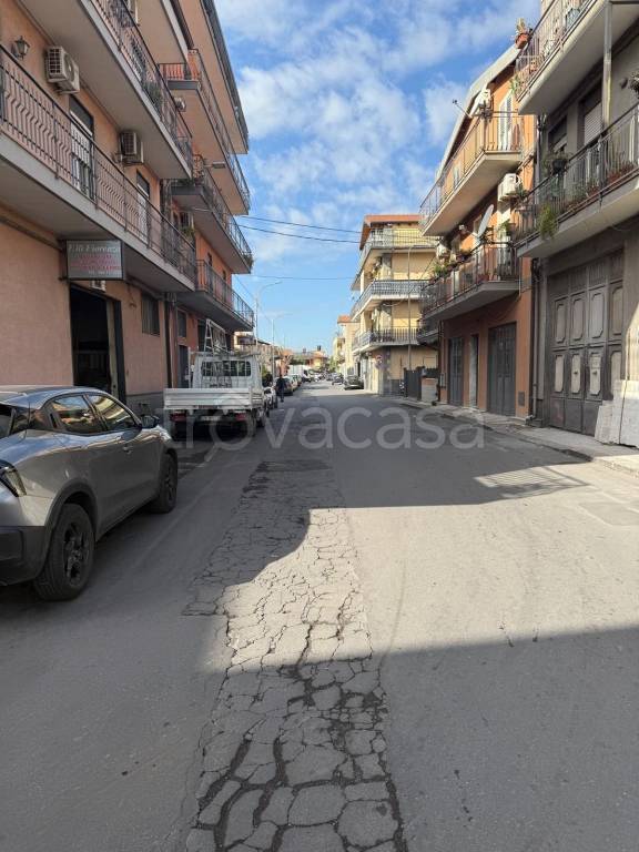 appartamento in vendita a Belpasso in zona Piano Tavola