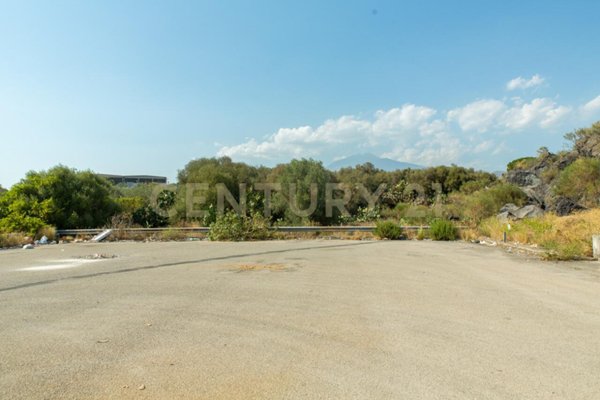 terreno agricolo in vendita a Belpasso in zona Piano Tavola