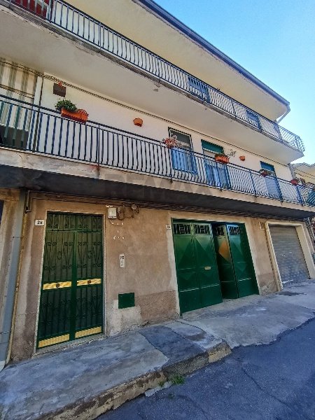 appartamento in vendita a Belpasso in zona Piano Tavola