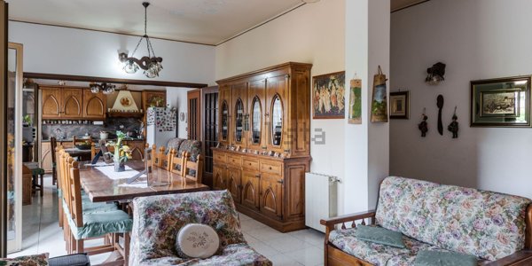 casa indipendente in vendita a Belpasso