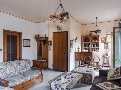 casa indipendente in vendita a Belpasso