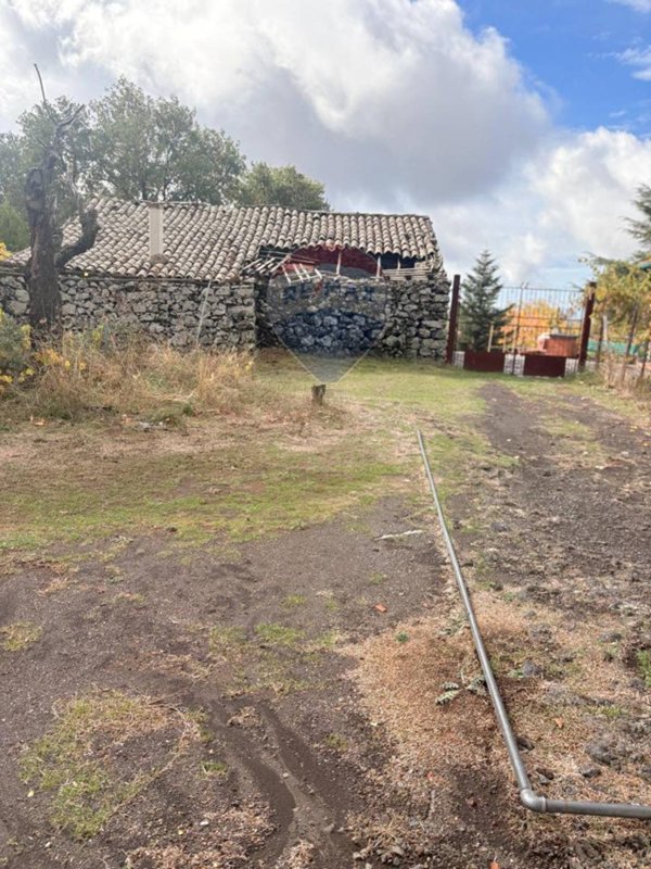 casale in vendita a Belpasso