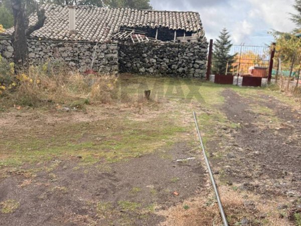 casale in vendita a Belpasso