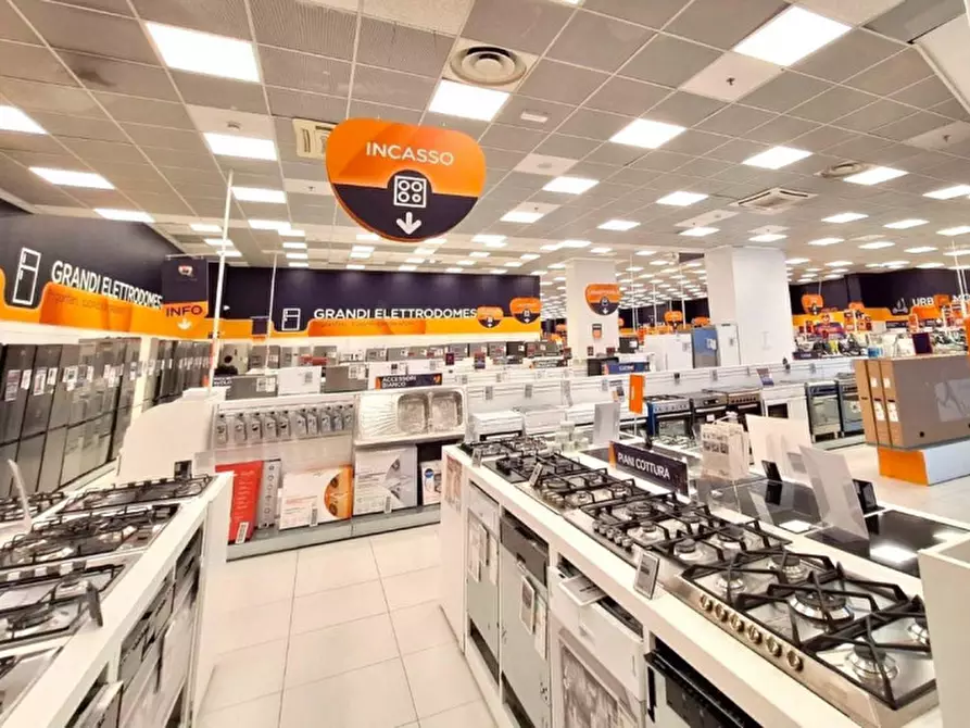 negozio in vendita a Belpasso