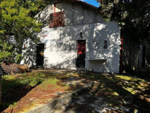 casa indipendente in vendita a Belpasso