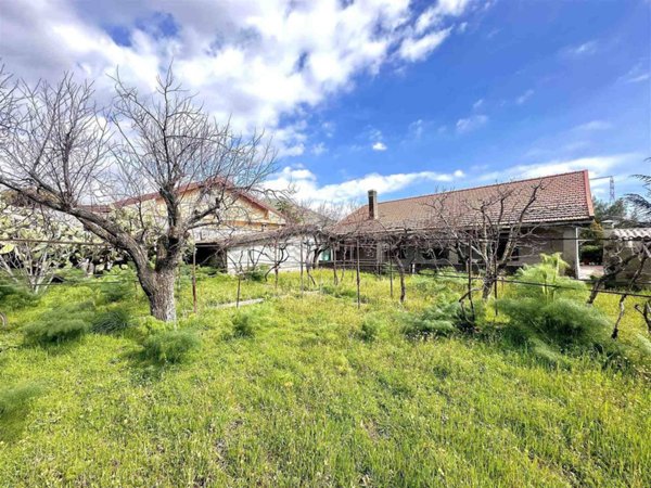 casa indipendente in vendita a Belpasso