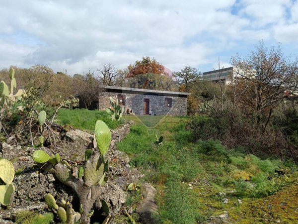 casa indipendente in vendita a Belpasso