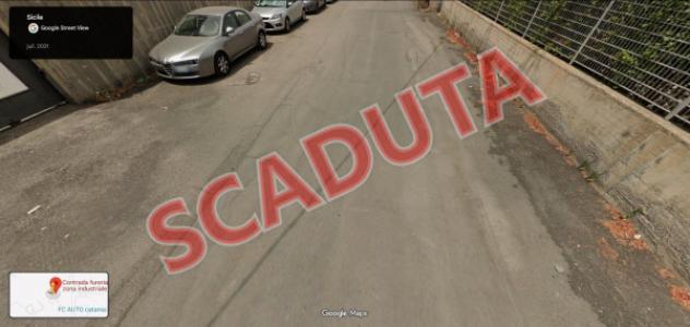 pentavano in vendita a Belpasso in zona Piano Tavola