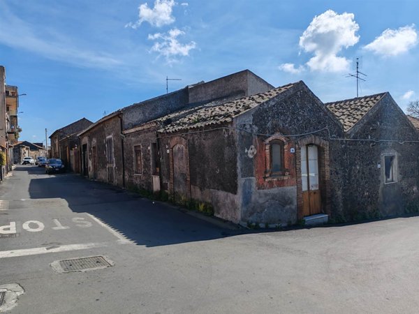 casa indipendente in vendita a Belpasso