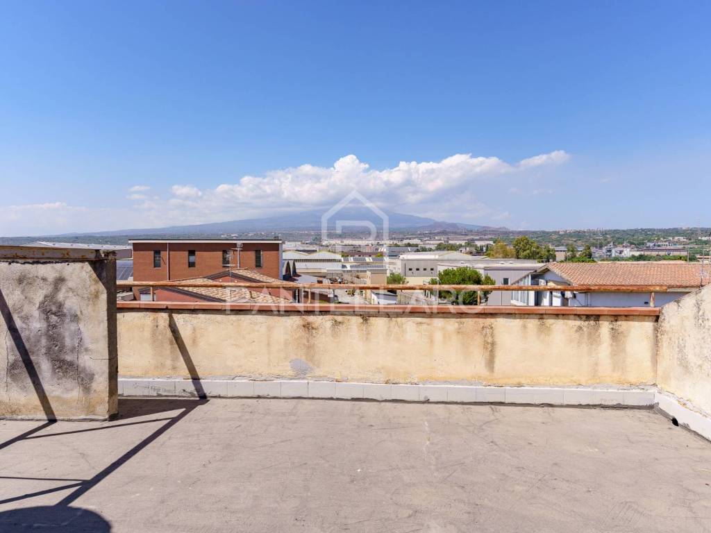 appartamento in vendita a Belpasso in zona Piano Tavola