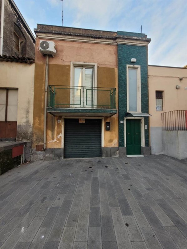 casa indipendente in vendita a Belpasso