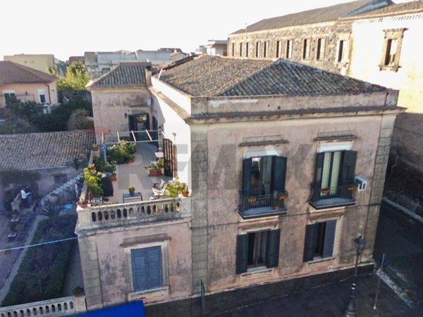 casa indipendente in vendita a Belpasso