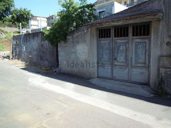 casa indipendente in vendita a Belpasso