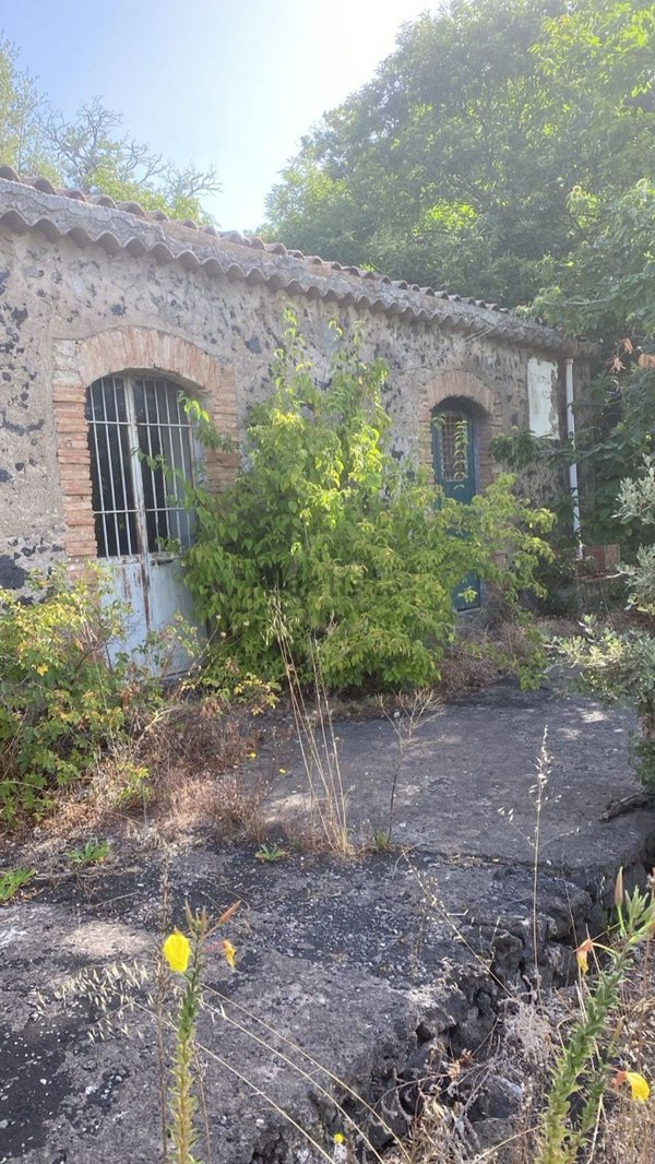 casa indipendente in vendita a Belpasso