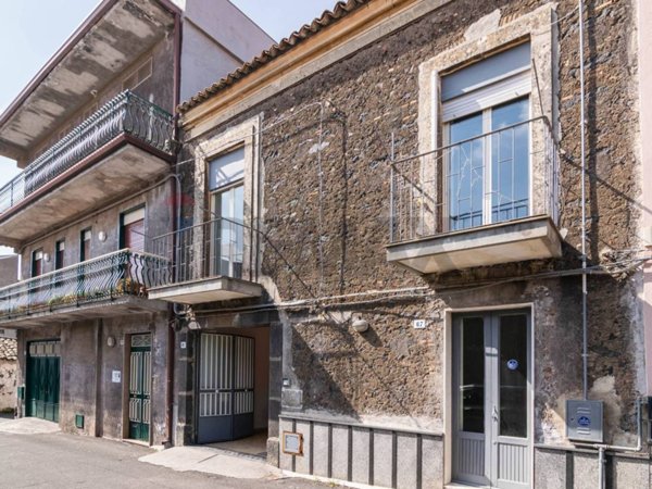 casa indipendente in vendita a Belpasso