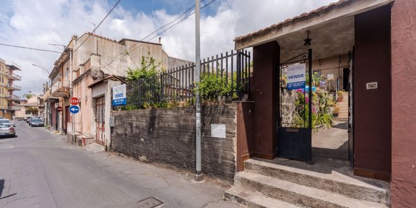 casa indipendente in vendita a Belpasso
