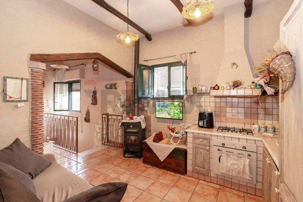 casa indipendente in vendita a Belpasso