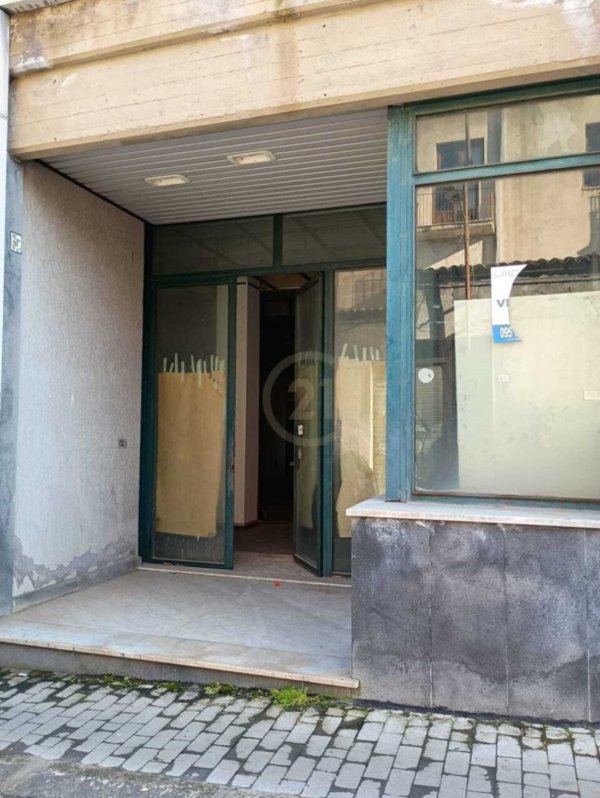 negozio in vendita a Belpasso