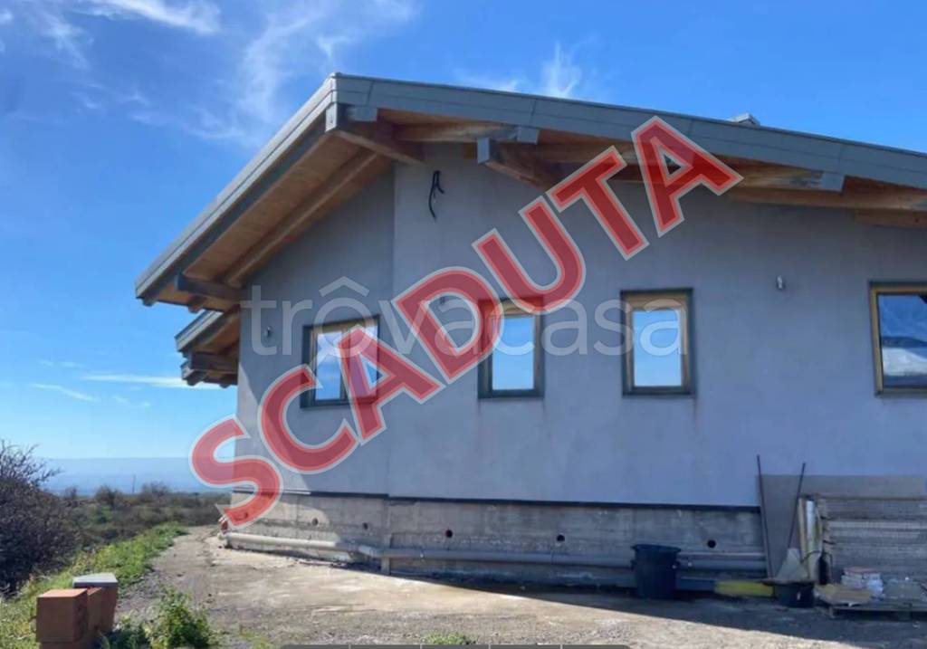 casa indipendente in vendita a Belpasso