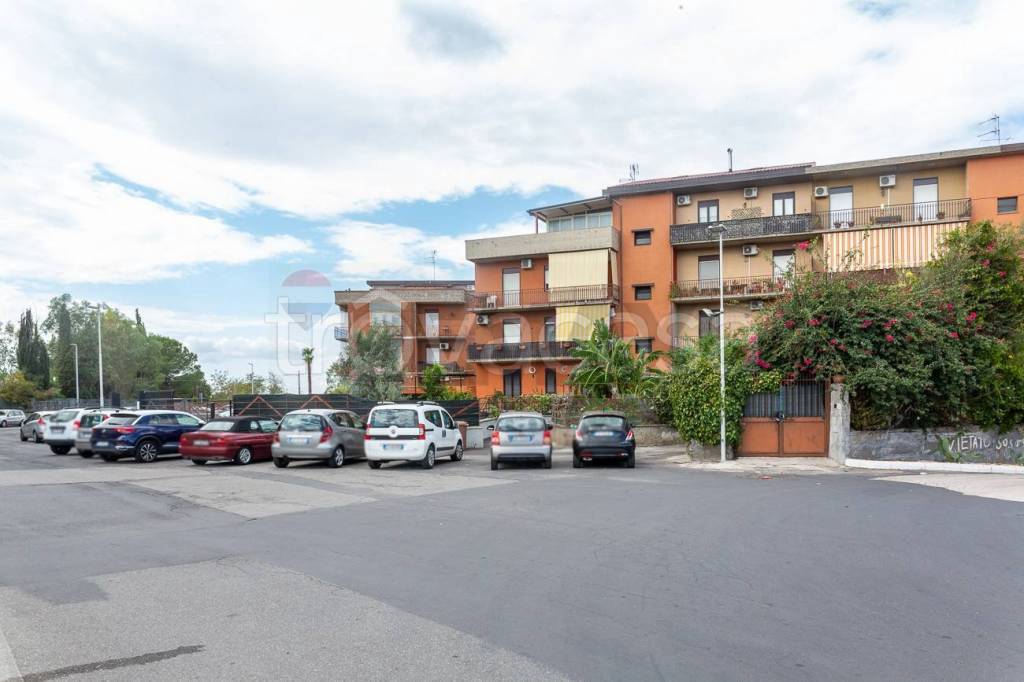 appartamento in vendita a Belpasso in zona Piano Tavola