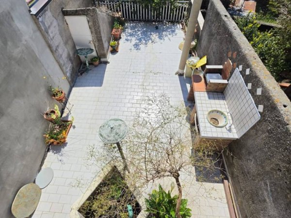 casa indipendente in vendita a Belpasso