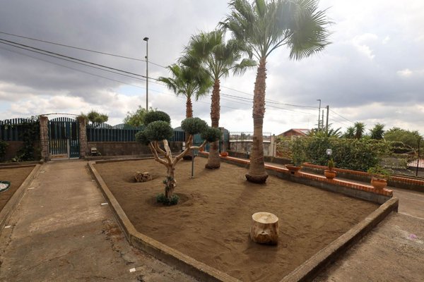 casa indipendente in vendita a Belpasso