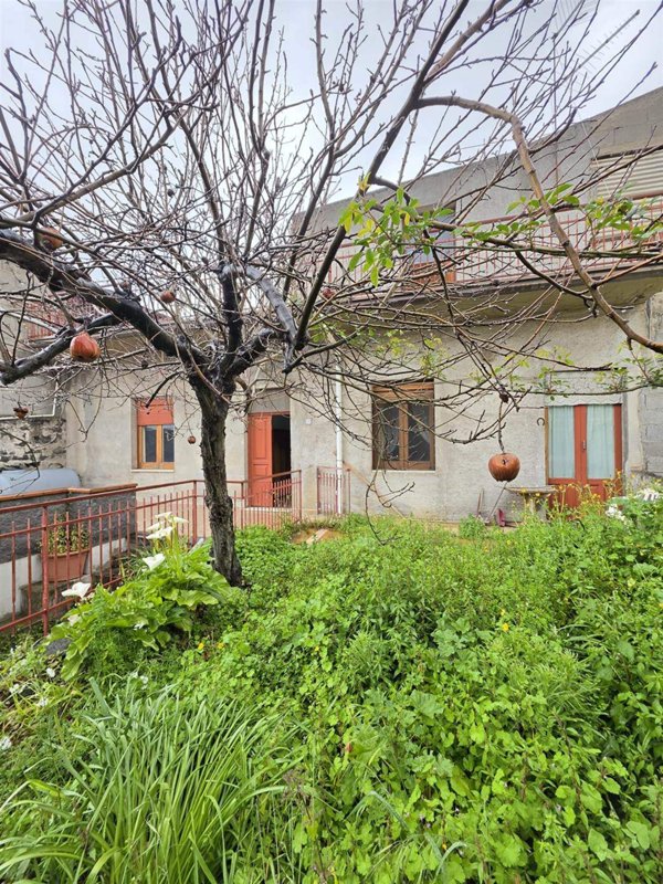 casa indipendente in vendita a Belpasso
