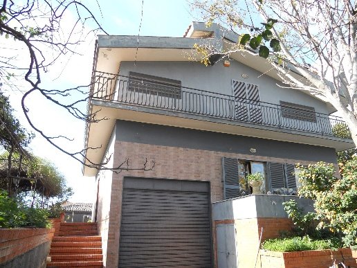 casa indipendente in vendita a Belpasso in zona Piano Tavola