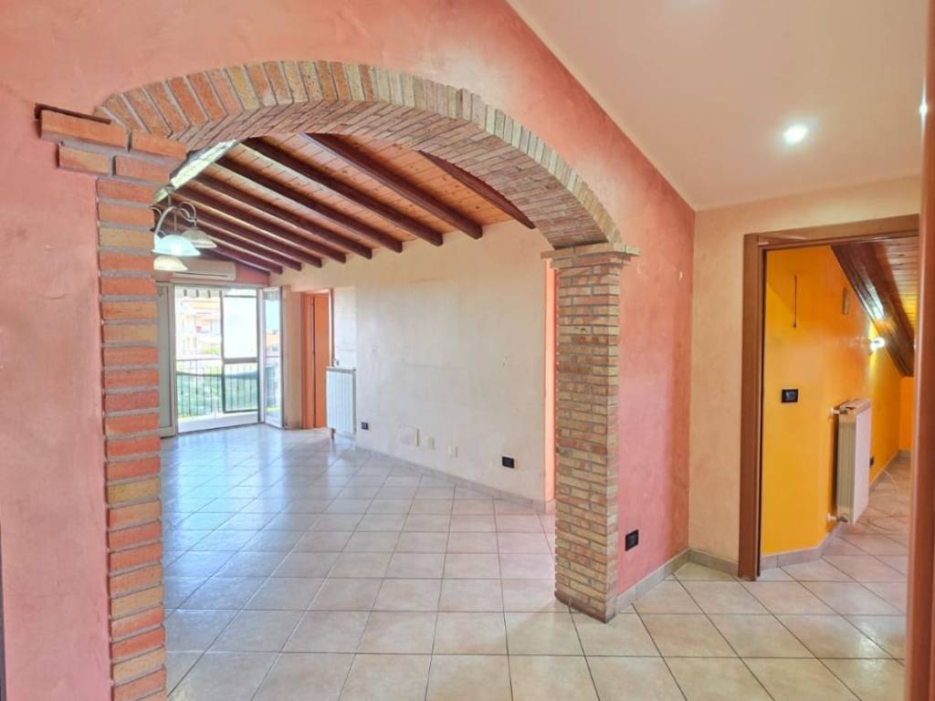 intera palazzina in vendita a Belpasso