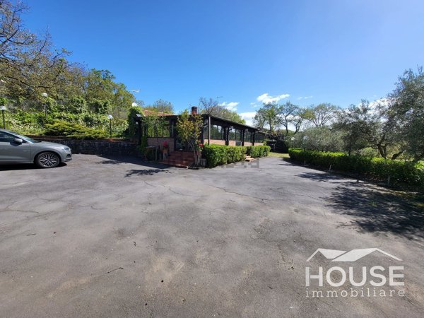 pentavano in vendita a Belpasso