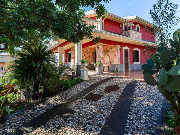 casa indipendente in vendita a Belpasso