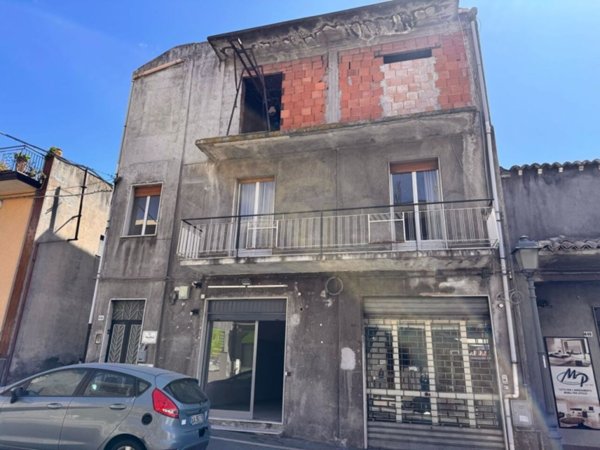 casa indipendente in vendita a Belpasso