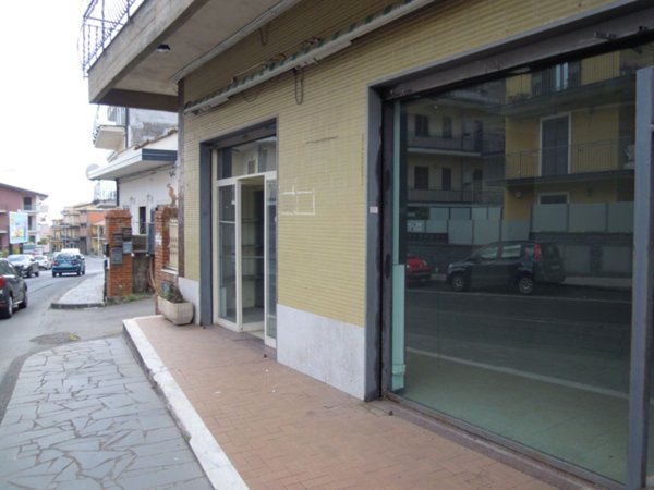negozio in vendita a Belpasso