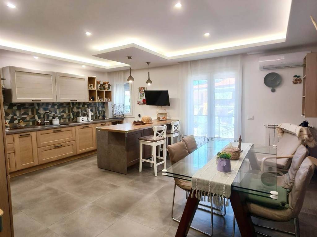 casa indipendente in vendita a Belpasso