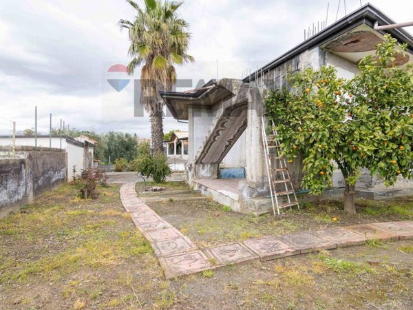 casa indipendente in vendita a Belpasso