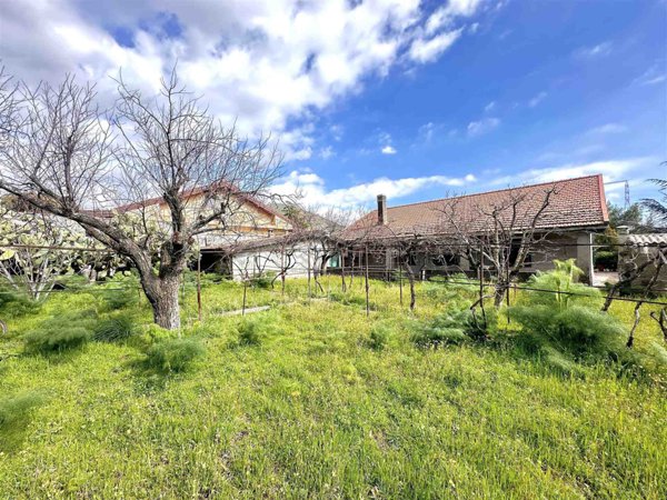 casa indipendente in vendita a Belpasso