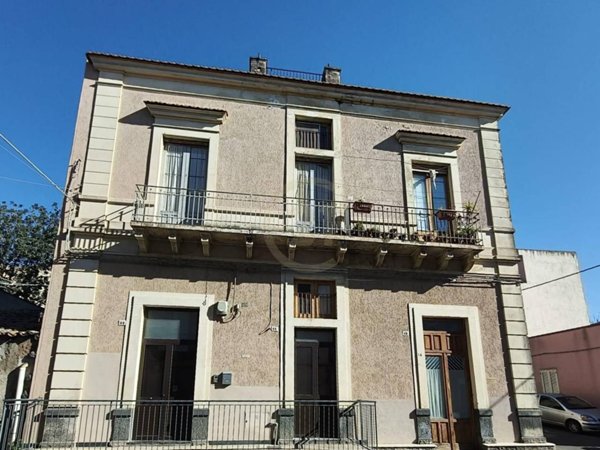 casa indipendente in vendita a Belpasso
