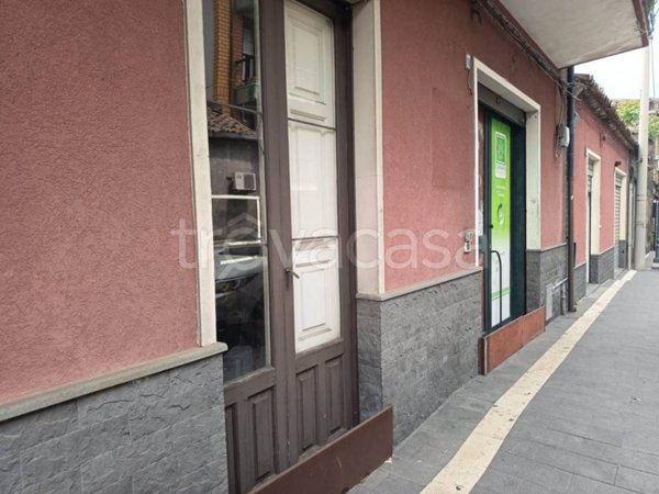 negozio in vendita a Belpasso