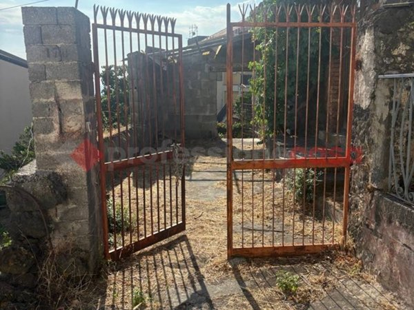 casale in vendita a Belpasso