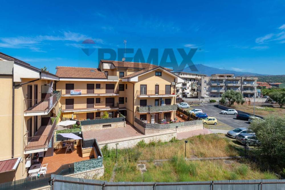 appartamento in vendita a Belpasso in zona Piano Tavola