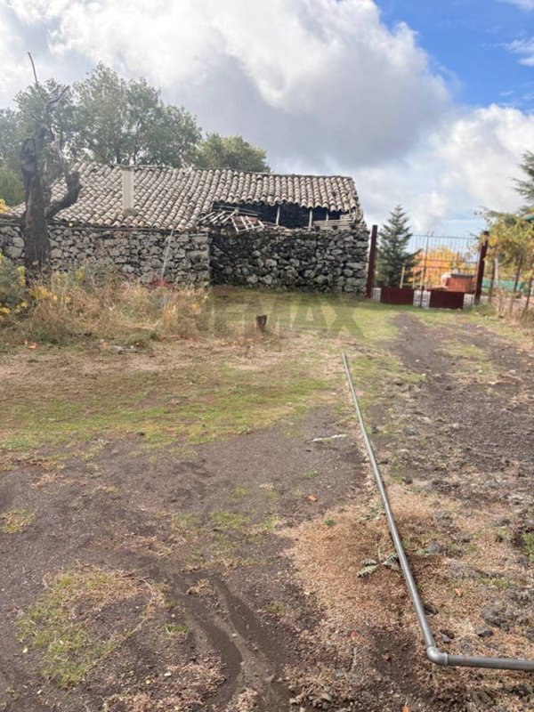 casa indipendente in vendita a Belpasso